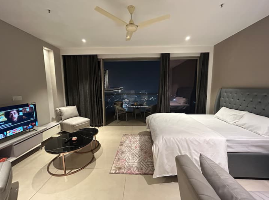 The Trenzy Home : Elegant 2