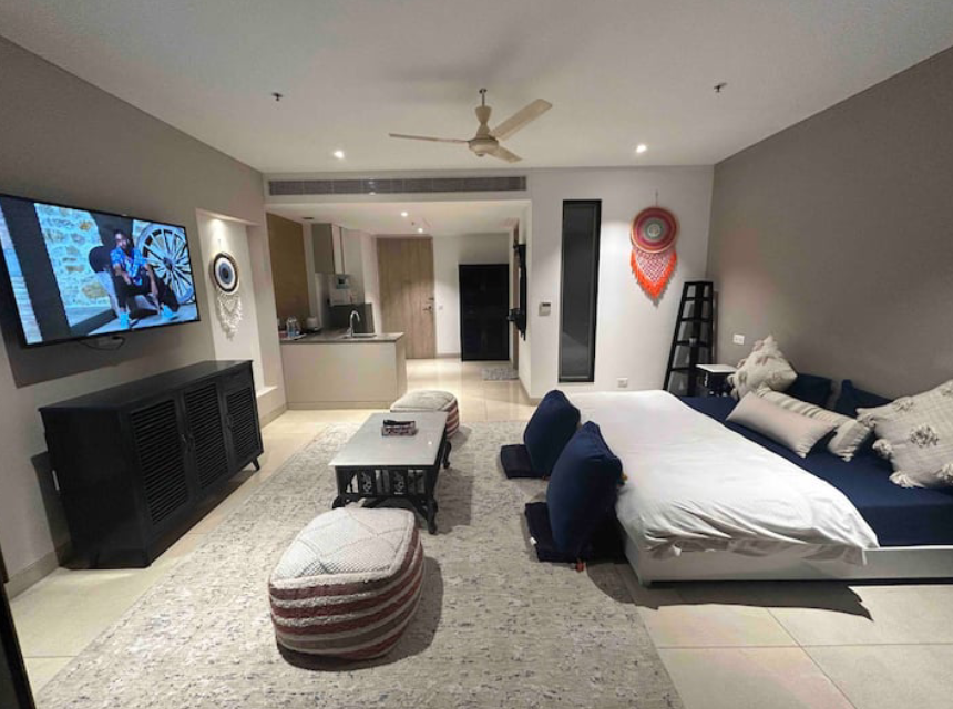 The Trenzy home : The Antique