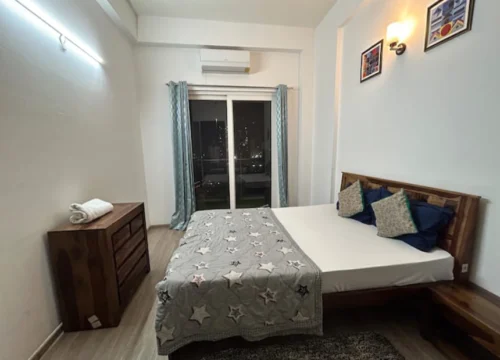 The Trenzy Home : Skyline 5